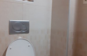 thumb_3286845_9.jpg