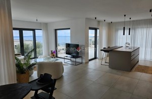 thumb_3289251_croatia-podstrana-villa-sea-view-pool-parking-sale-110-.jpg