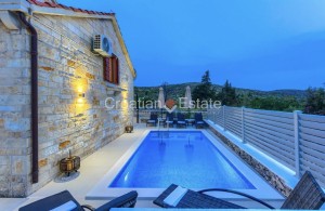 thumb_3290172_ia-brac-autochthonous-villa-pool-mountain-view-sale-101-.jpg