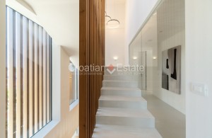 thumb_3295862_tia-podstrana-villa-sea-view-pool-roof-terrace-sale-108-.jpg
