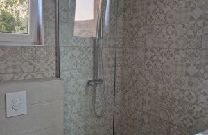 thumb_3296628_8.jpg