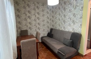 thumb_3302830_4.jpg