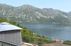 thumb_3309450_14.jpg