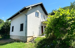 thumb_3310926_l.estate.montenegro.hercegnovi.bythesea.house.trebesin17.jpg