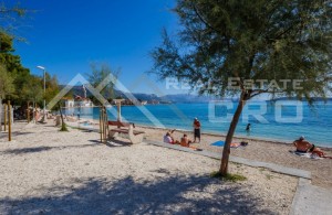 thumb_3310944_artment_with_a_view_right_above_the_sea_and_a_beach_--7-.jpg
