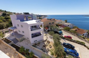 thumb_3312958_-rogoznica-apartment-house-second-row-sea-view-sale-101-.jpg
