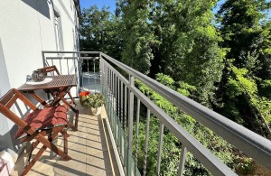 thumb_3315193_estate.montenegro.hercegnovi.bythesea.apartment.bijela11.jpg