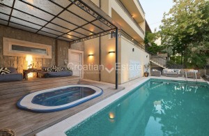 thumb_3316748_croatia-split-villa-pool-entertainment-room-sale-104-.jpg