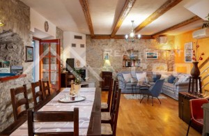 thumb_3317722_ated_historic_villa_with_a_wonderful_sea_view_for_sale_2.jpg