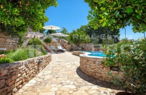 thumb_3317722_ted_historic_villa_with_a_wonderful_sea_view_for_sale_14.jpg
