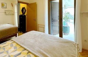 thumb_3319575_estate.montenegro.hercegnovi.bythesea.apartment.baosici9.jpg