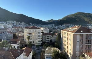 thumb_3320468_9.jpg