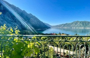 thumb_3322052_apartment_for_sale_in_kotor_with_a_sea_view14.jpg