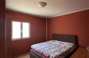 thumb_3322182_8r.jpg