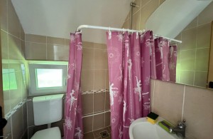 thumb_3323632_9.jpg