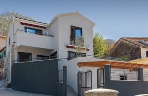thumb_3326642_house_in_kotor_for_sale.jpg