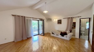 thumb_3326766_real.estate.montenegro.hercegnovi.bythesea.house.kumbor3.jpg