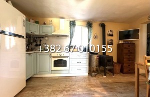 thumb_3328736_032.jpg