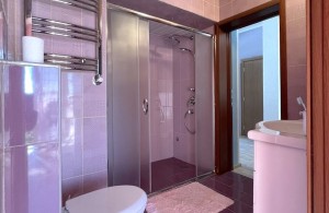 thumb_3330480_real.estate.montenegro.hercegnovi.bythesea.house.bijela5.jpg