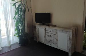 thumb_3339900_img_1995_cleanup.jpg