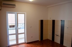 thumb_3340618_01.jpg