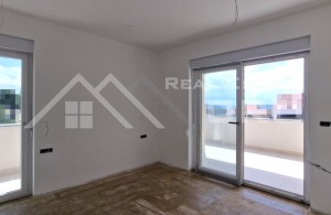 thumb_3342939__design_with_a_large_terrace_in_kastel_luksic_for_sale_5.jpg