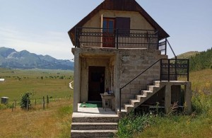 thumb_3345508_rezevici-krstac-kuca_4.jpg