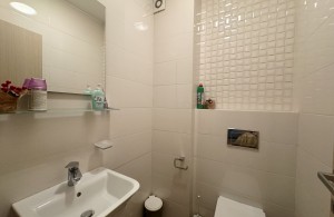 thumb_3348736_9.jpg