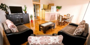 thumb_3351022_2716033_one-bedroom-apartment-j.1900x950.jpg