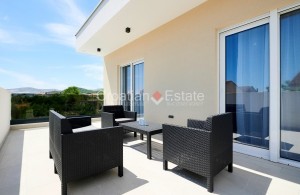 thumb_3354517_croatia-kastela-villa-pool-summer-kitchen-sale-119-.jpg