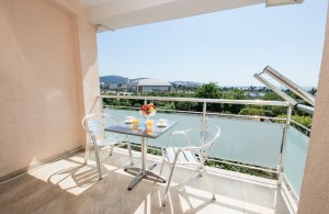 thumb_3360485_balkon.jpg