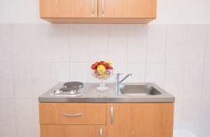 thumb_3360485_shared-mini-kitchen.jpg