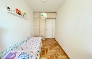 thumb_3362005_n-63m2-vozdovac-bulevar-jna-paunov-breg-spavaca-soba--3-.jpg