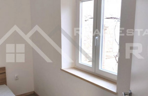 thumb_3362835_apartment_just_above_the_sea_and_a_pebble_beach_for_sale.jpg