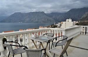 thumb_3366851_artment-with-a-view-of-the-bay-in-kotor-dobrota-photo-14.jpg