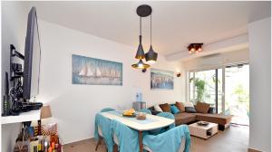 thumb_3368775_2-kotor-dobrota-three-bedroom-penthouse.jpg