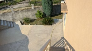 thumb_3368786_8.jpg