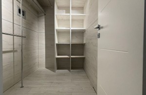 thumb_3370750_6.jpg