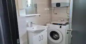 thumb_3370903_4.jpg