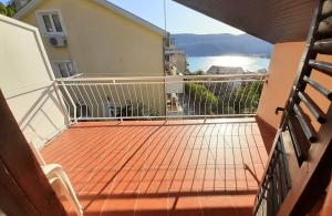 thumb_3374672_untitled-design--1--min.jpg