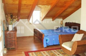 thumb_3377977_nal_house_in_a_quiet_bay_first_row_to_the_sea_for_sale_4.jpg