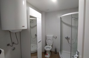 thumb_3379085_6.jpg