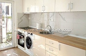 thumb_3385592__studio_sale_prcanj_rivijera_nekretnine_kotor_-1-600x570.jpg