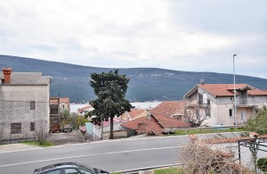 thumb_3390751_pogled-sa-terase.jpg
