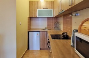 thumb_3391608_2511-05-kitchen-03.jpg