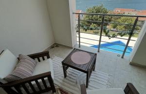 thumb_3395400_img_8281.jpg