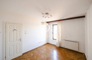 thumb_3398653_rad-gornji-dorcol-dositejeva-spavaca-soba--4--fullscreen.jpg