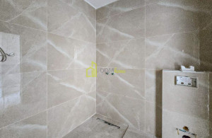 thumb_3400760_5.jpg