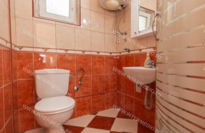 thumb_3404203_8.jpg