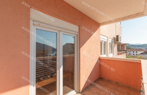 thumb_3404203_9.jpg
